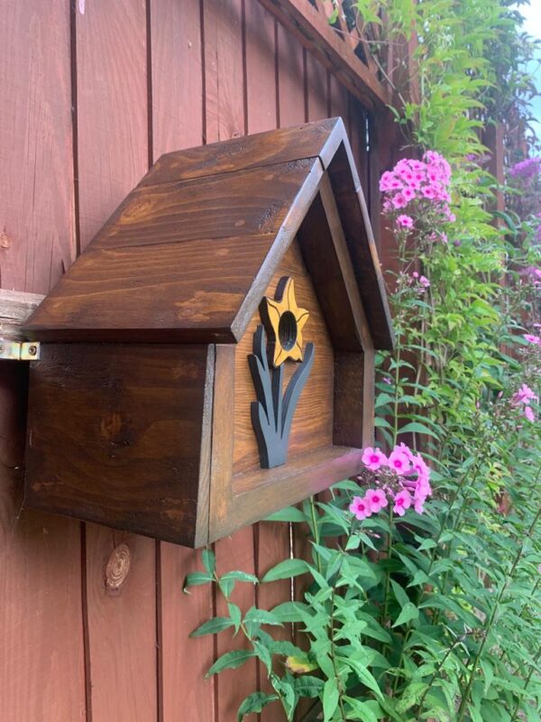 The Daffodil - Birdhouse - Image 3