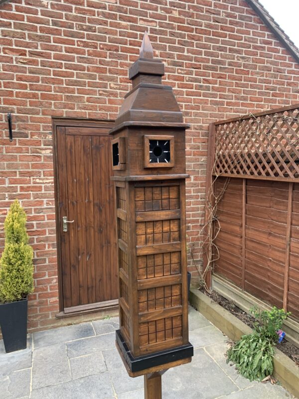 Big Ben – Birdhouse (with stand) - Image 2