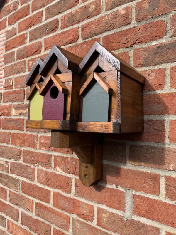 The Beach Huts – Birdhouse - Image 3